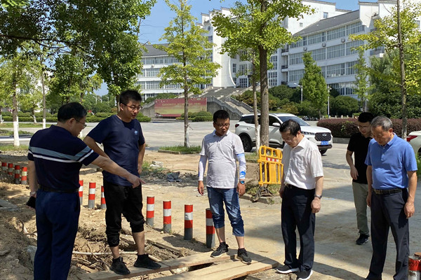 孙晓峰督查指导暑期校园工程建设-池州学院